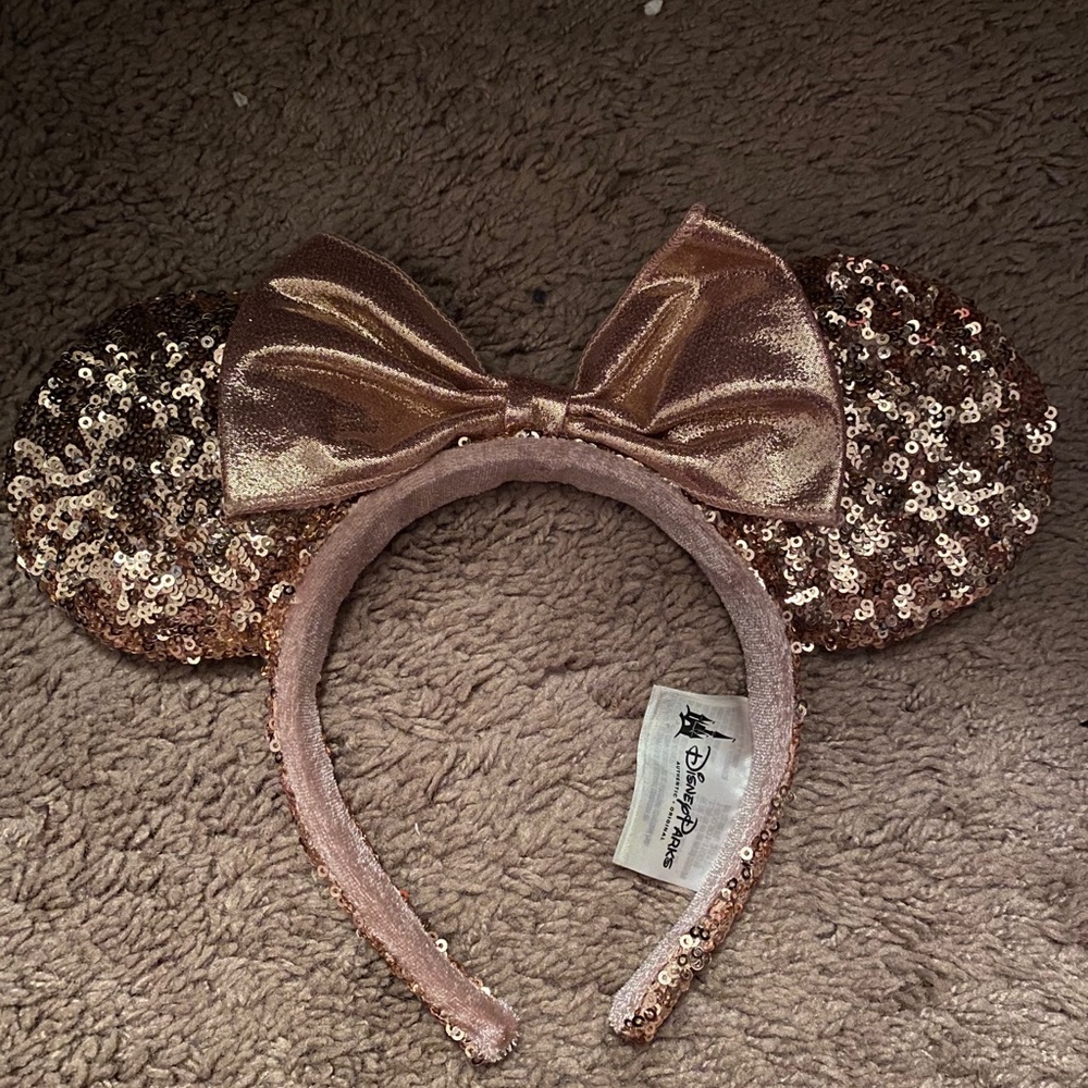 Rose Gold Minnie Mouse Ears